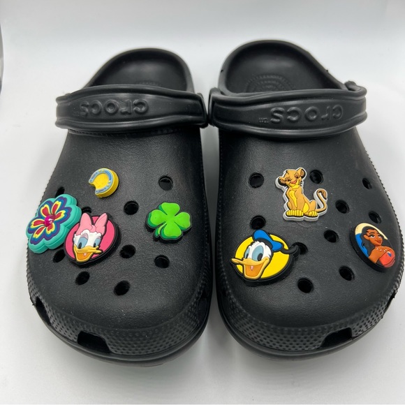 CROCS Shoes - Black Crocs Like New Jibbitz Included! Men’s 7 Women’s 9